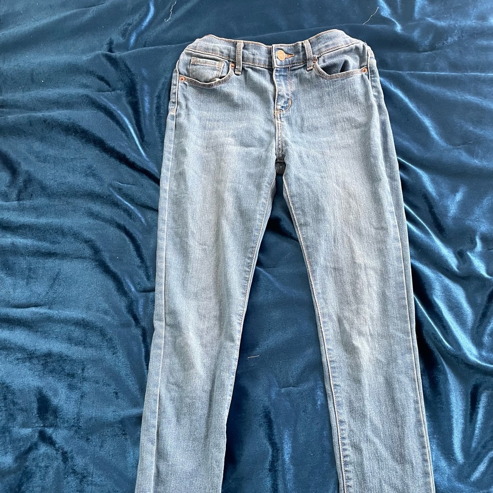 skinny blue jeans